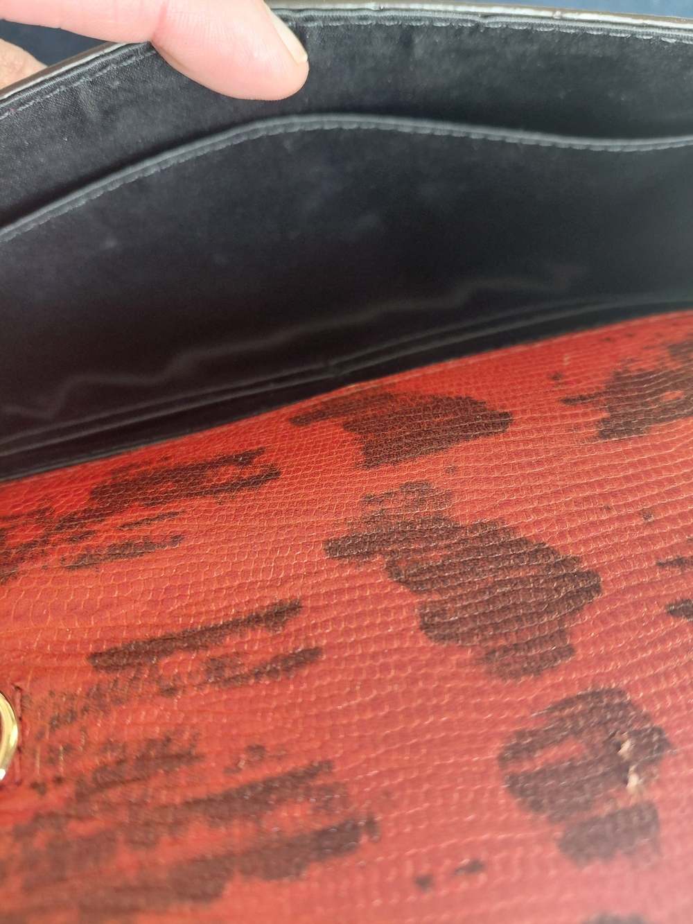 Henri Bendel Vintage Reddish Croc-Embossed Leather Clutch/Crossbody - Picture 5 of 11
